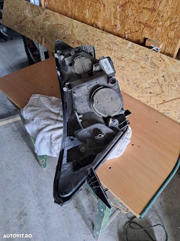 Far stanga Iveco an 2014-2019 original - 8