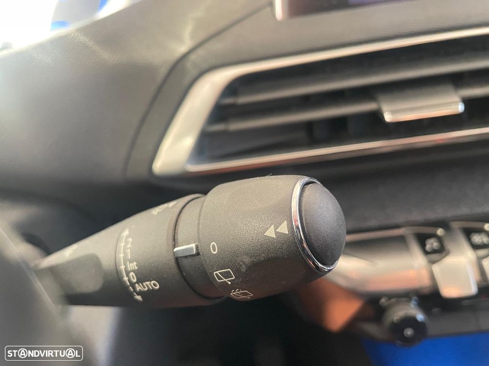 Peugeot 5008 BlueHDI 120 EAT6 Stop & Start Allure - 24