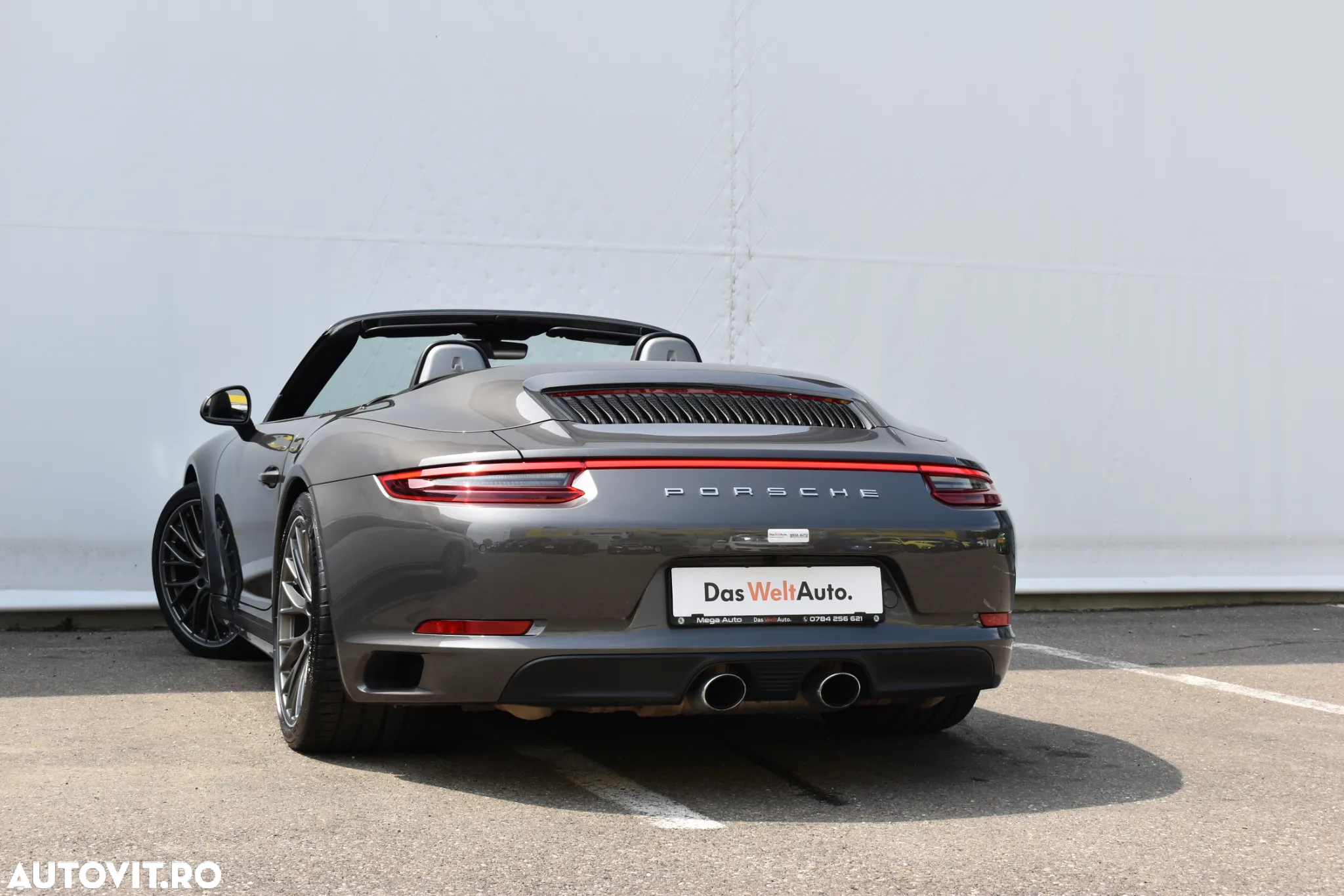 Porsche 911 - 4