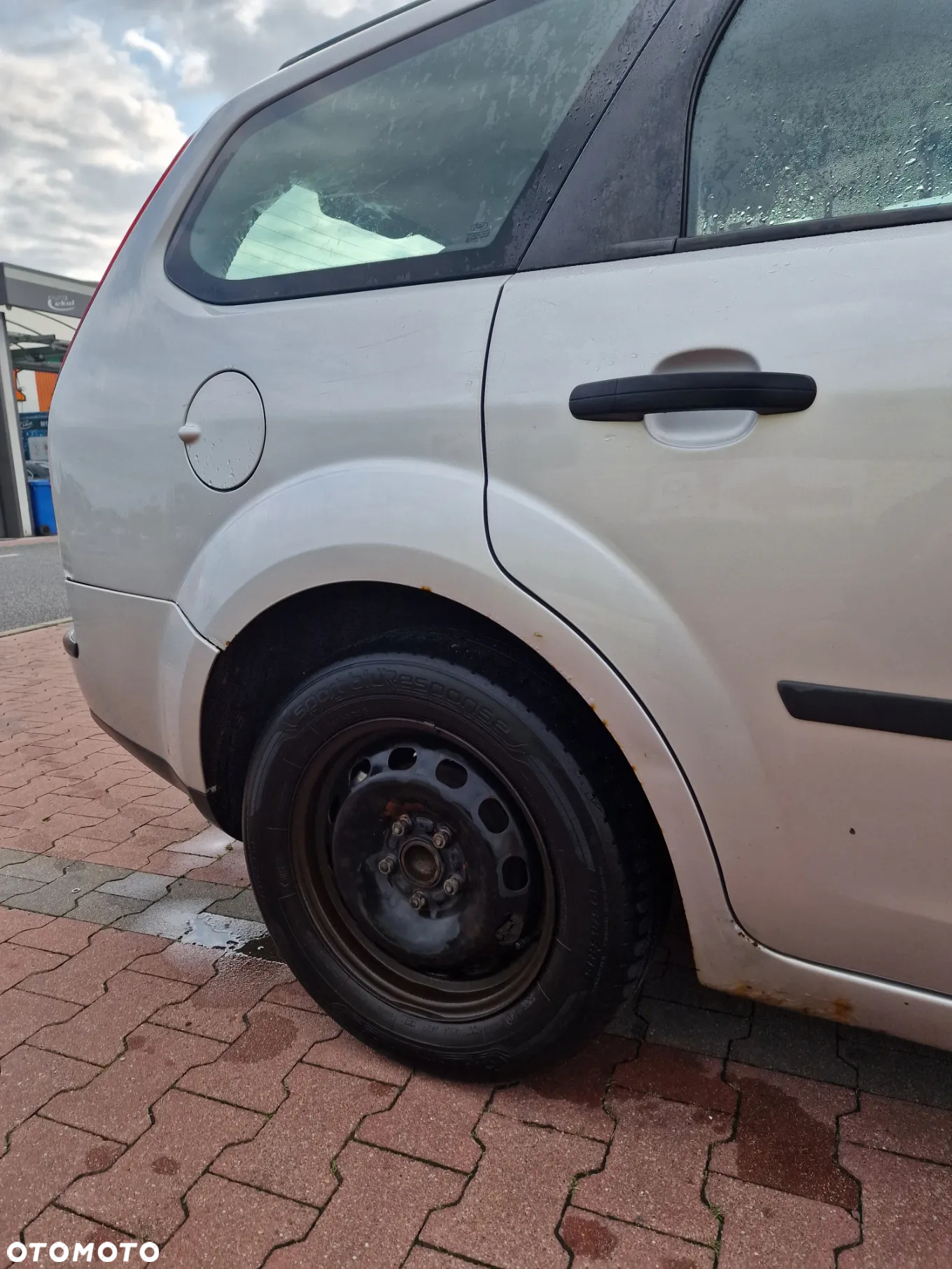 Ford Focus 1.6 TDCi Ghia - 9
