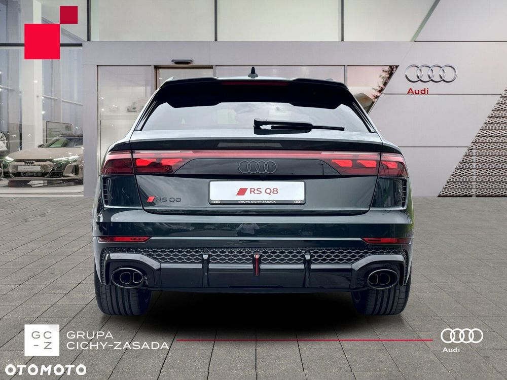 Audi RS Q8 - 5