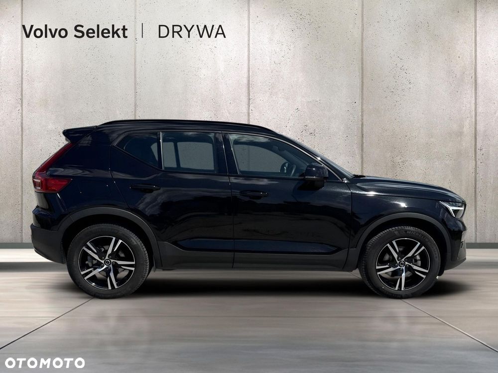 Volvo XC 40 B3 Plus Dark - 7