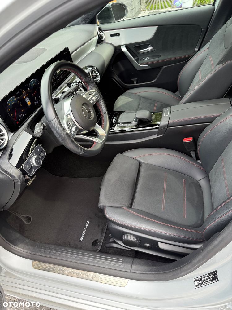 Mercedes-Benz Klasa A 180 7G-DCT Lim AMG Line Advanced Plus - 12