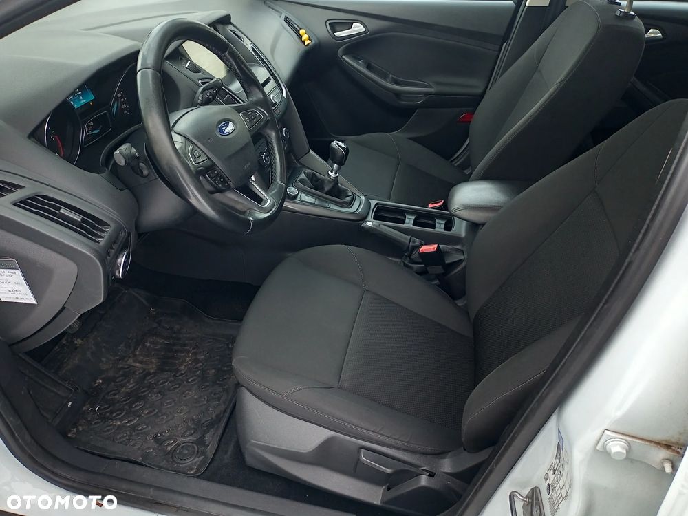 Ford Focus 1.5 TDCi Titanium - 11