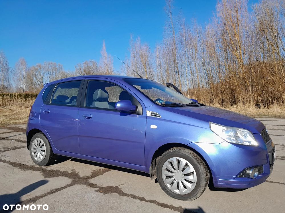 Chevrolet Aveo - 9
