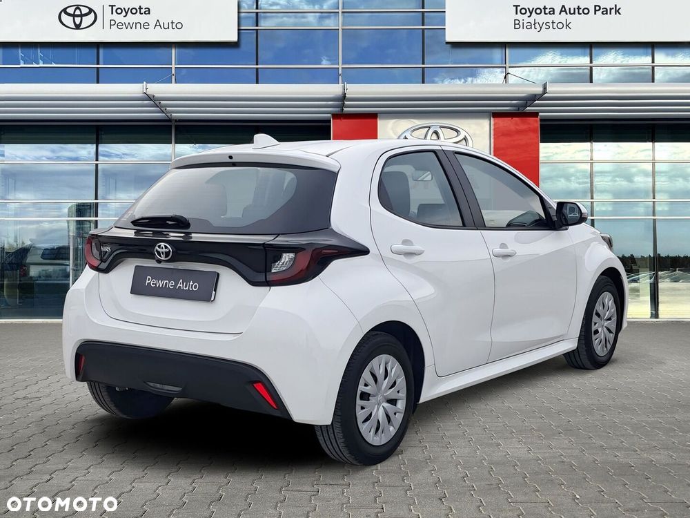 Toyota Yaris 2023 photo 5