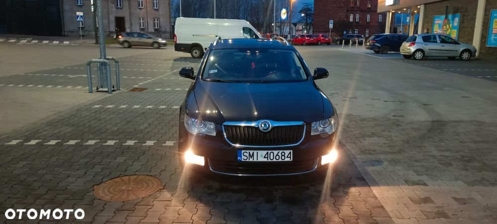 Skoda Superb 1.8 TSI Platinum DSG - 18