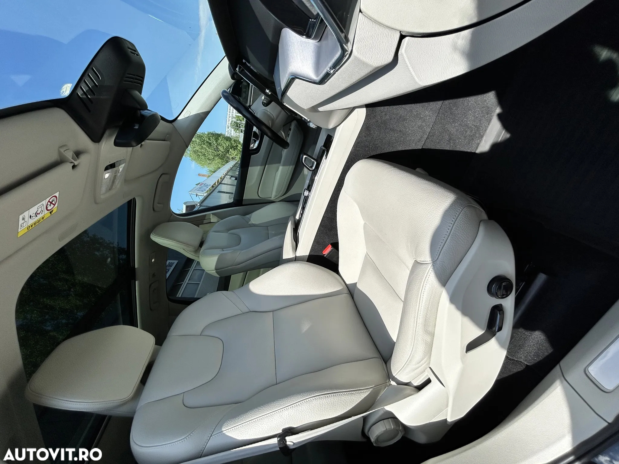 Volvo XC 60 Recharge T6 Twin Engine eAWD Inscription Expression - 11