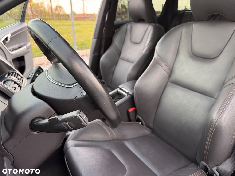 Volvo XC 60 D4 Summum - 29