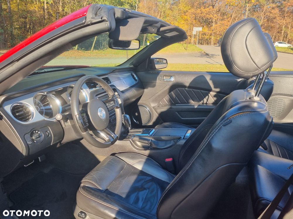 Ford Mustang 3.7 V6 Premium - 17