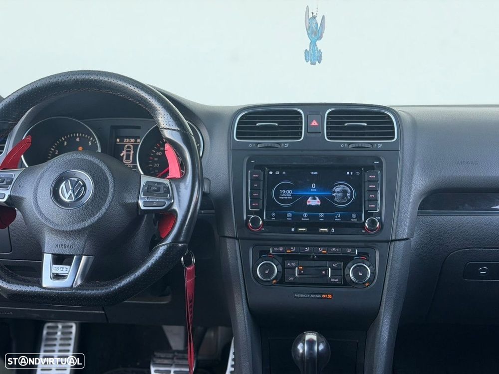 VW Golf 2.0 GTI DSG - 7