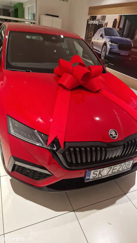 Skoda Octavia ver-1-4-tsi-plug--in-hybrid-rs-dsg - 4