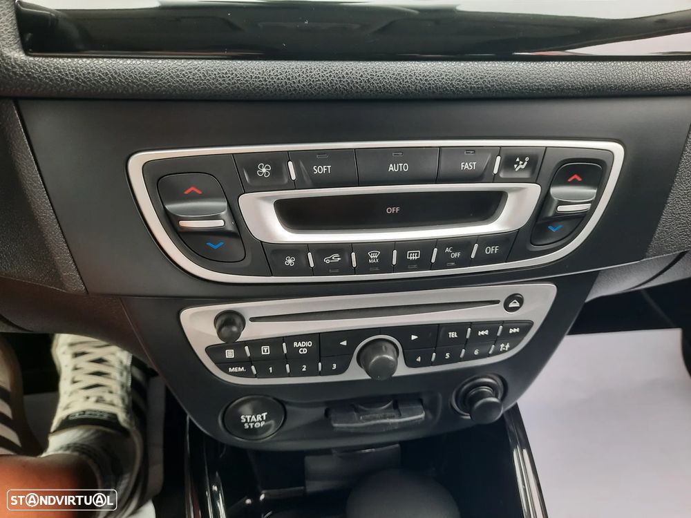 Renault Mégane Coupe 1.5 dCi Bose Edition CO2 Champion - 38