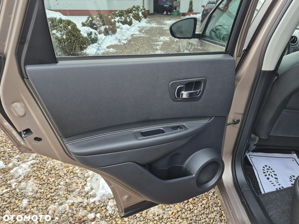 Nissan Qashqai 2.0 Tekna Premium - 15