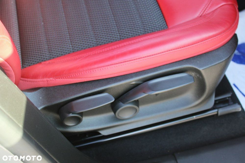 Alfa Romeo Stelvio - 36