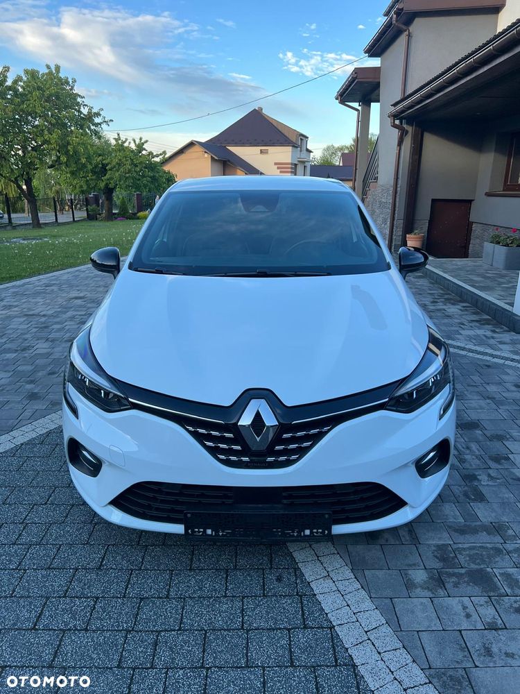 Renault Clio - 11