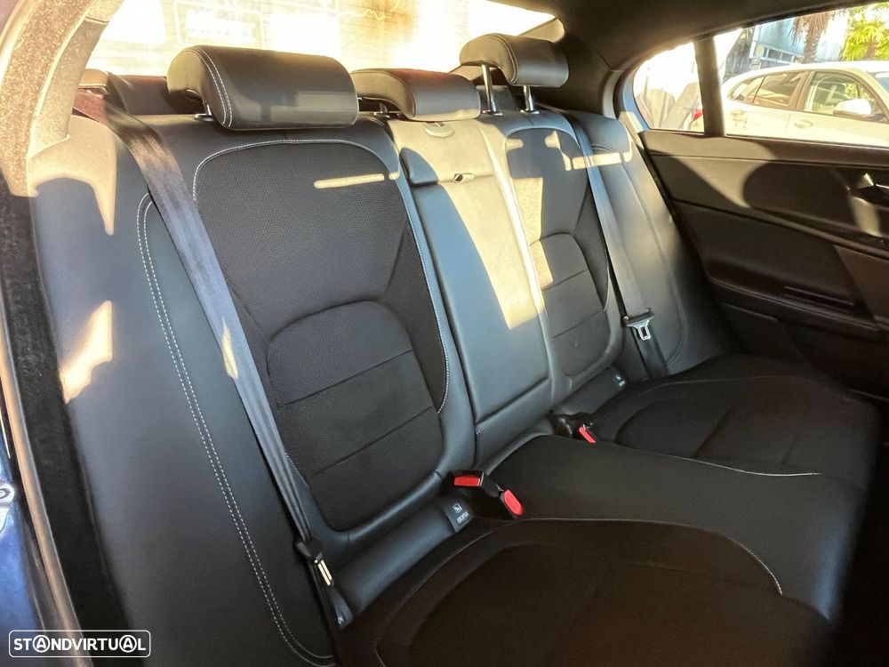 Jaguar XE 2.0 D R-Sport Aut. - 57