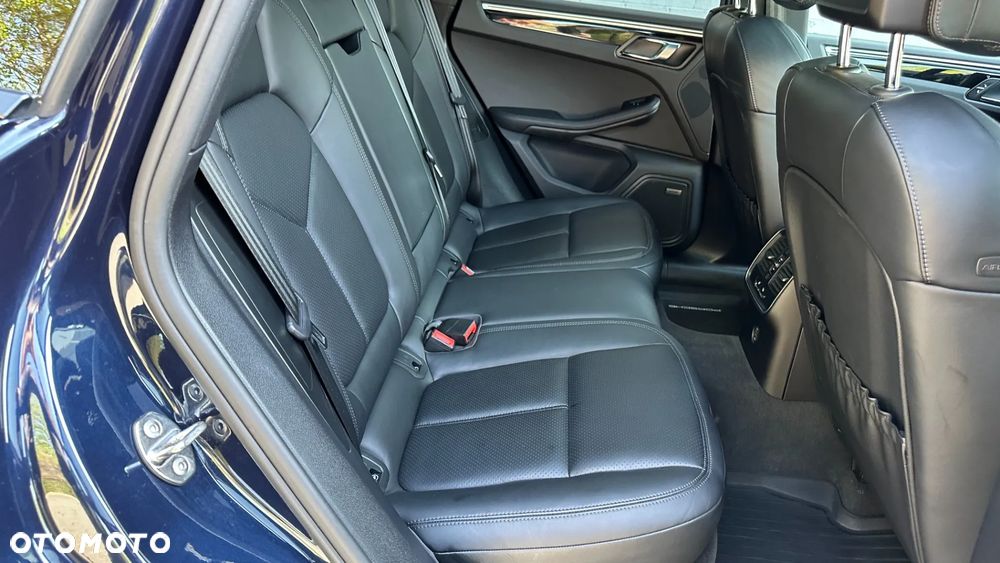Porsche Macan - 15