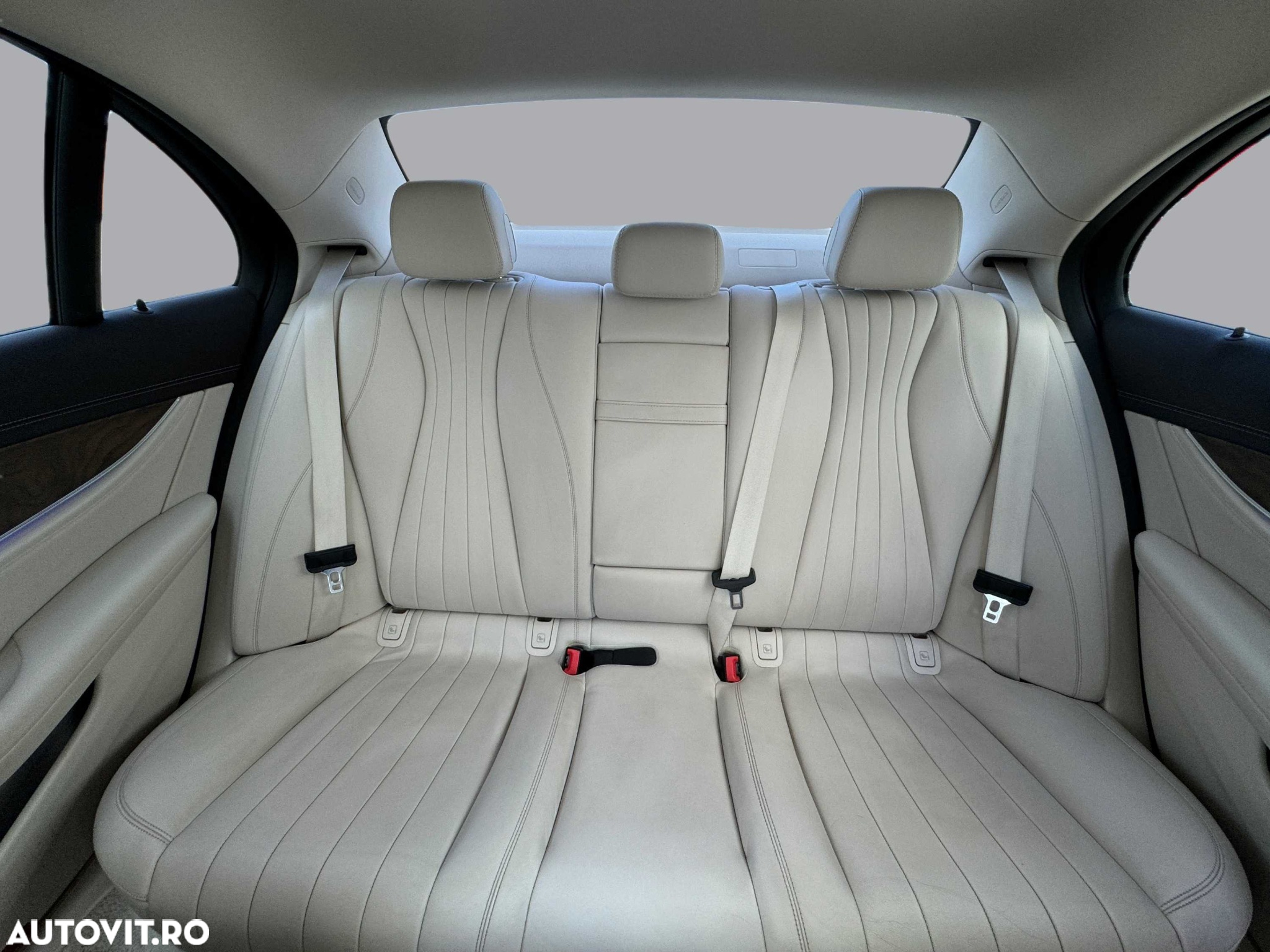 Mercedes-Benz E 400 d 4MATIC Aut. - 24