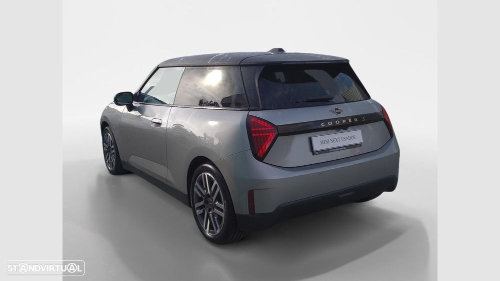 MINI 3 Portas Cooper SE Classic M - 8