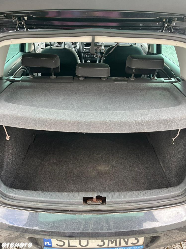 Volkswagen Golf 1.6 TDI BlueMot Trendline - 4
