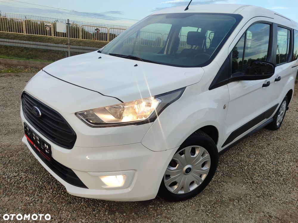 Ford Transit Connect - 8