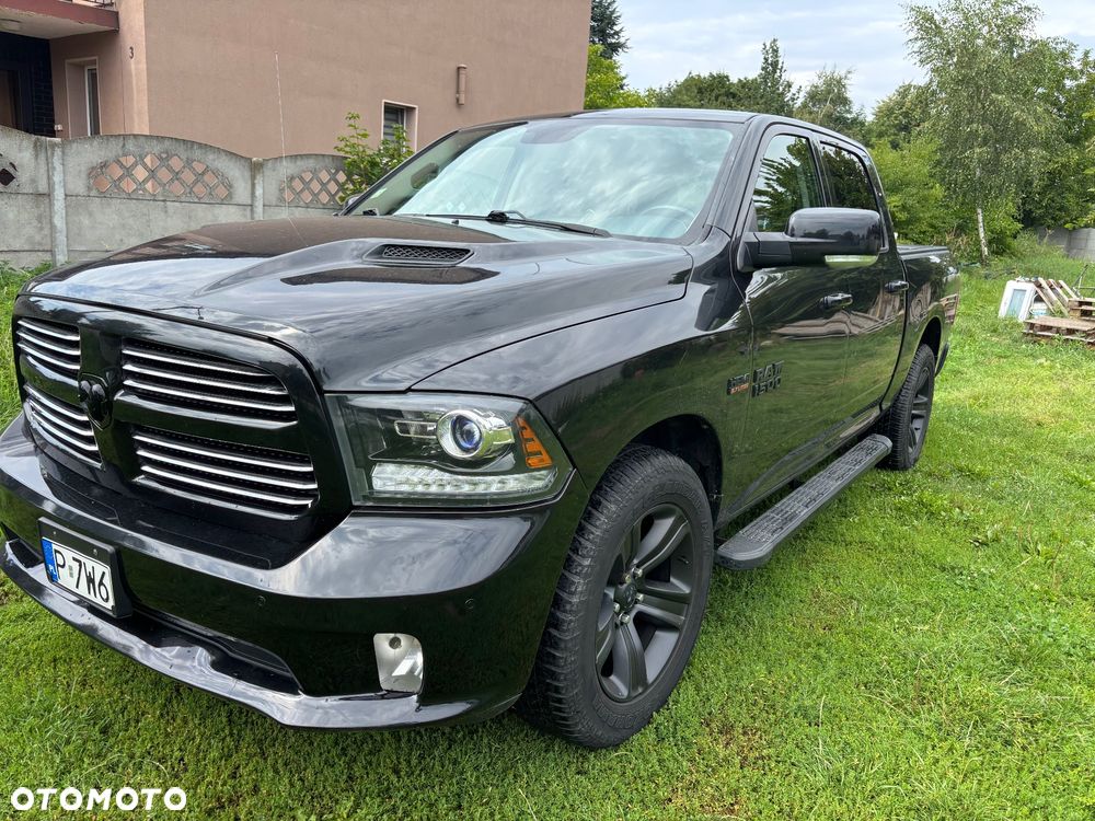 Dodge RAM - 12