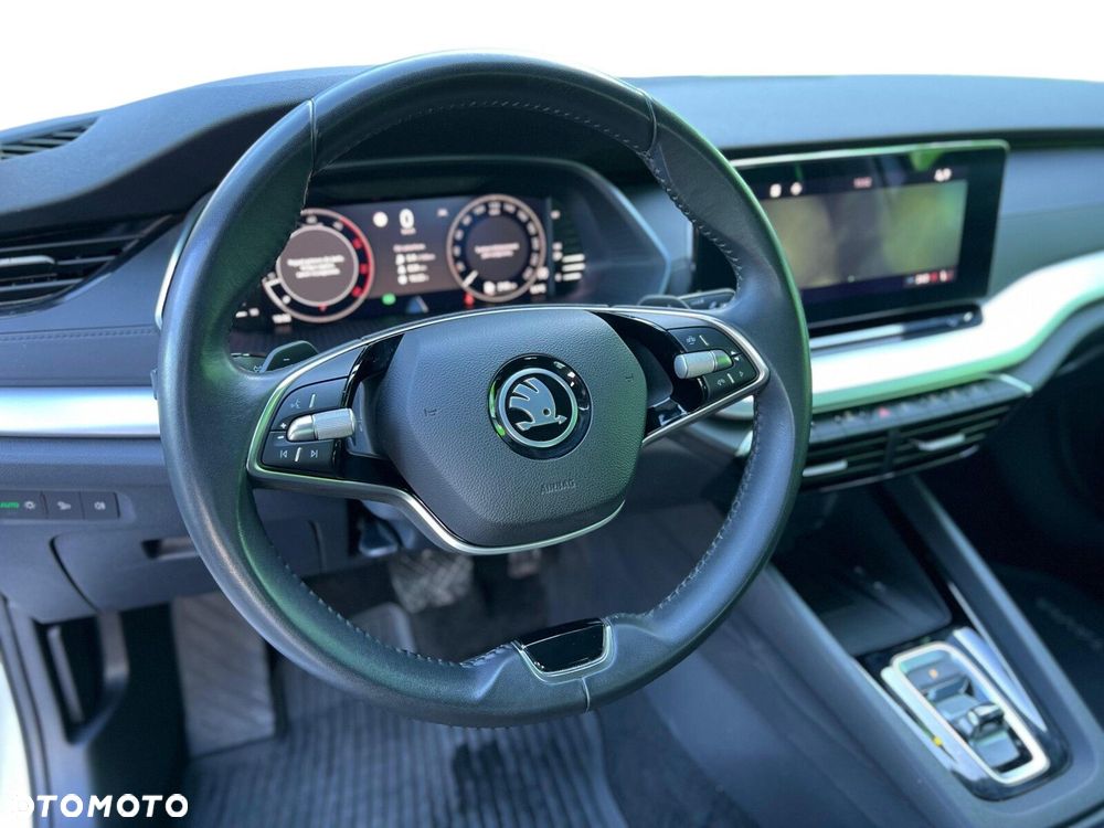 Skoda Octavia 2.0 TDI Selection DSG - 11