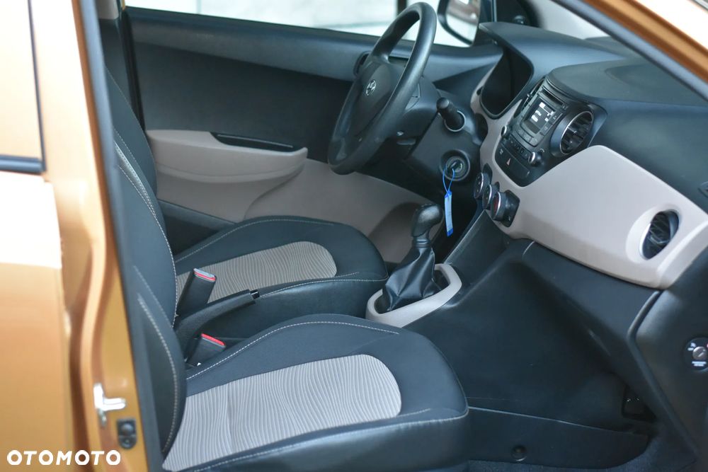 Hyundai i10 1.0 BlueDrive Access - 23