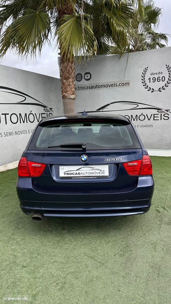 BMW 320 d Touring - 13