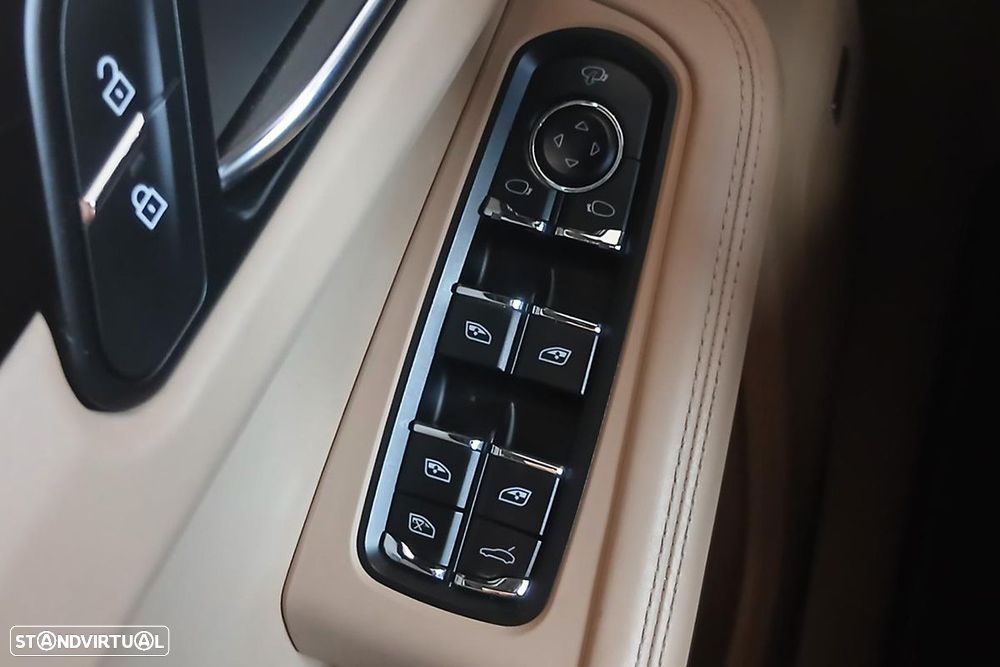 Porsche Macan T - 14