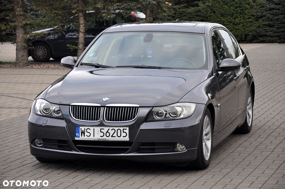 BMW Seria 3 325i - 2