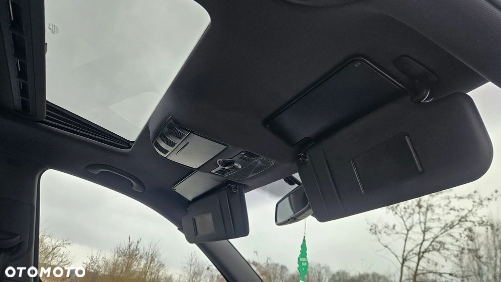 Skoda Octavia 2.0 TDI CR DPF RS - 16