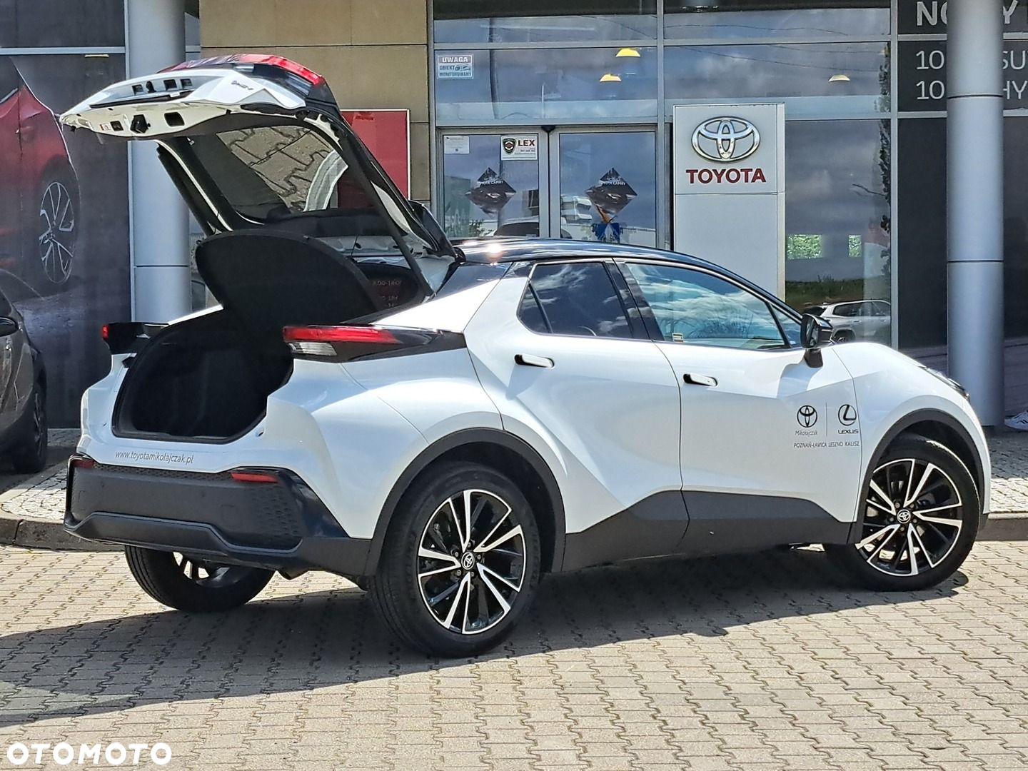 Toyota C-HR 1.8 Hybrid Executive - 6