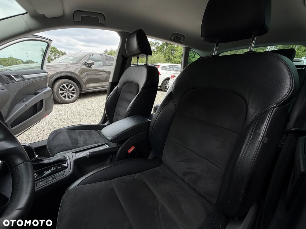 Skoda Superb 2.0 TDI Ambition DSG - 34