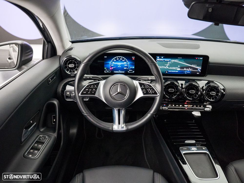 Mercedes-Benz A 250 e - 14