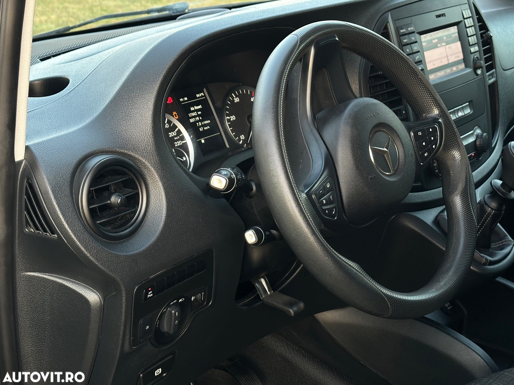 Mercedes-Benz Vito 116 CDI Lung Utilitara - 18