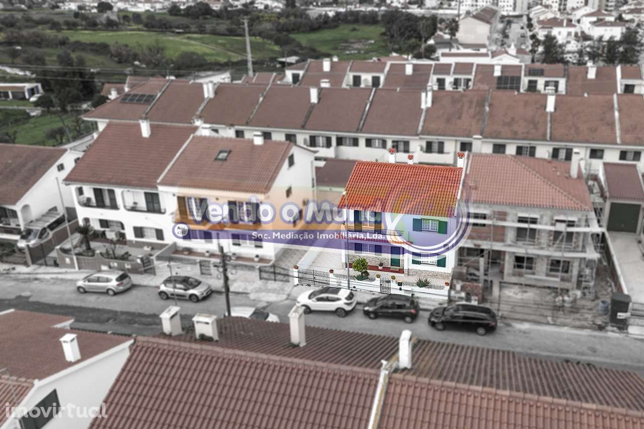 Moradia T6 no centro de Benavente (B637) - Grande imagem: 3/58