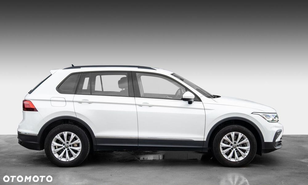 Volkswagen Tiguan - 2