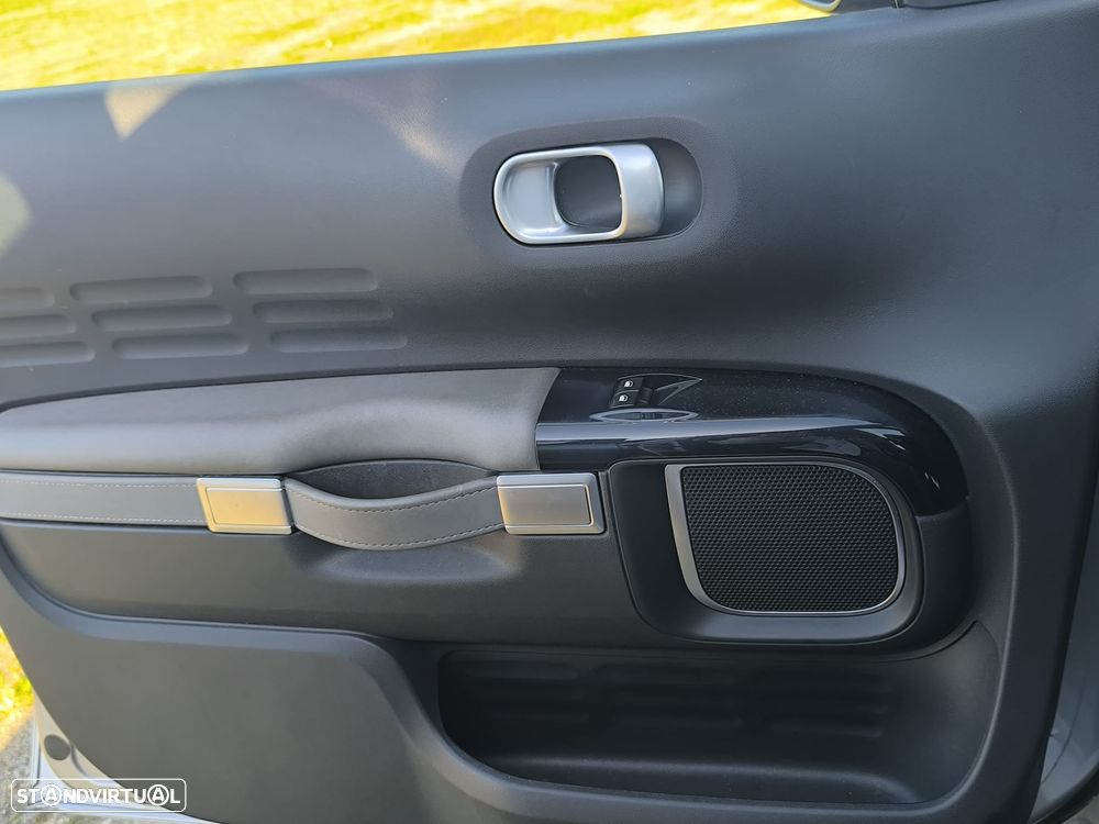 Citroën C4 Cactus 1.5 BlueHDi Shine Pack - 17