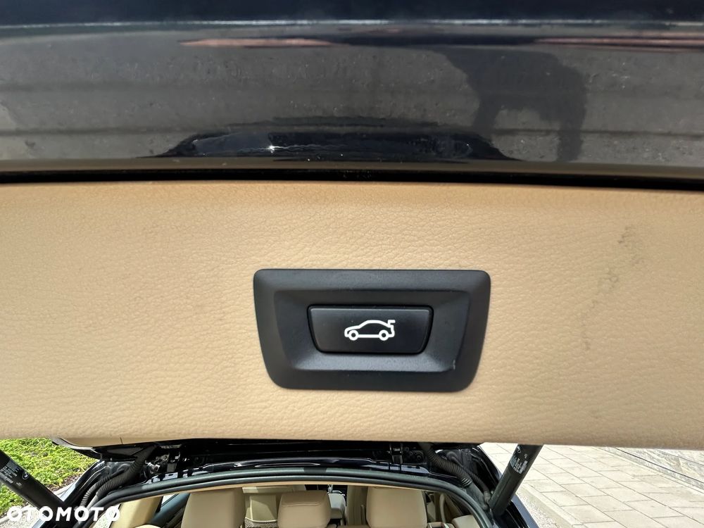 BMW X3 xDrive20d - 13