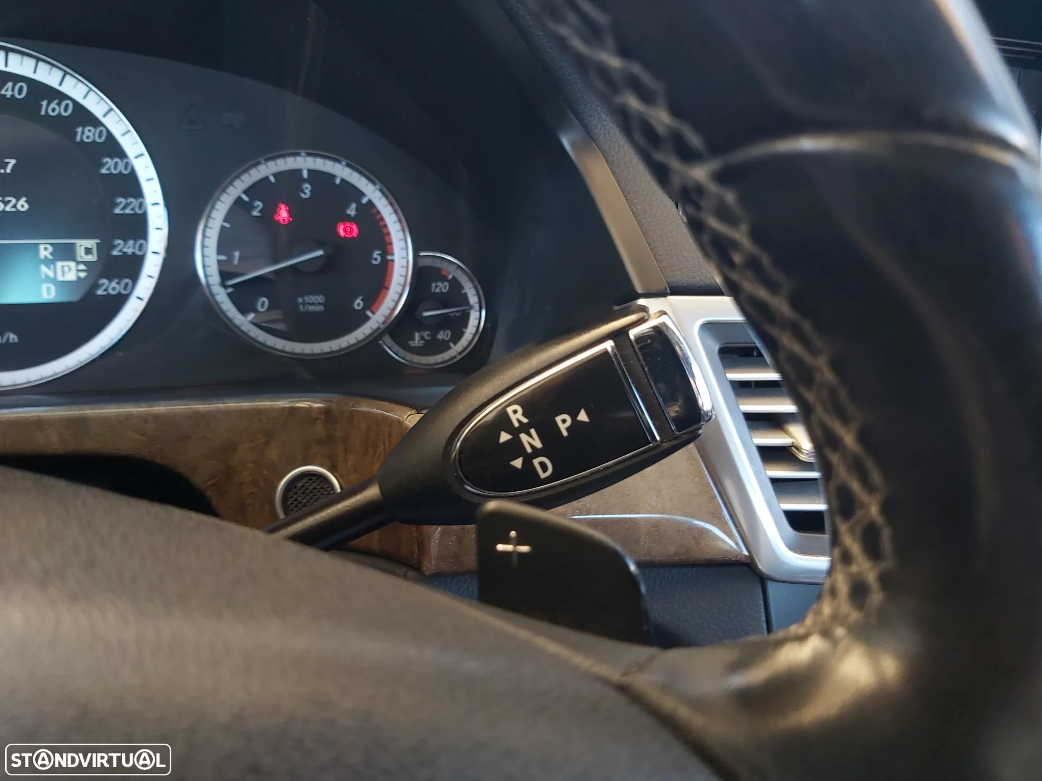 Mercedes-Benz E 350 CDi Elegance BlueEfficiency - 39