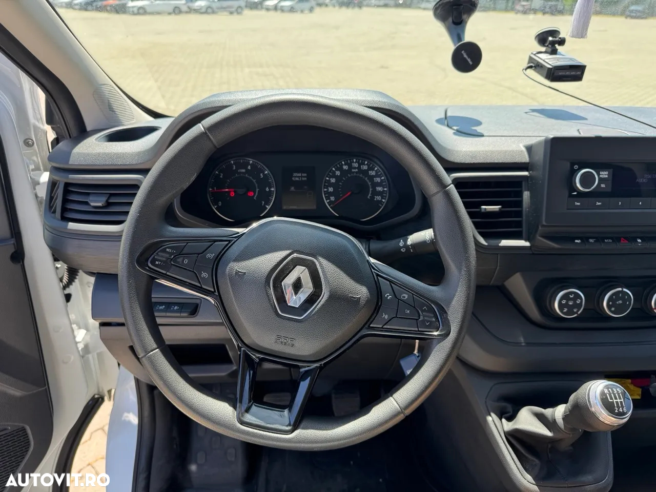Renault Trafic - 9