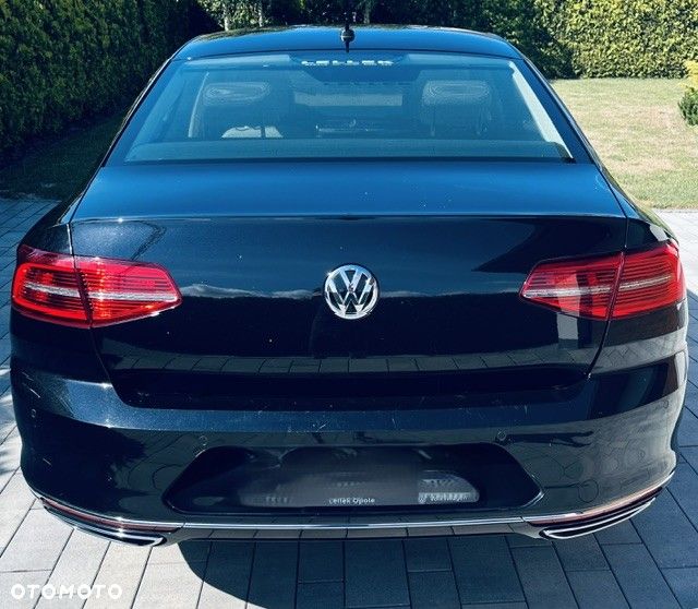 Volkswagen Passat - 6