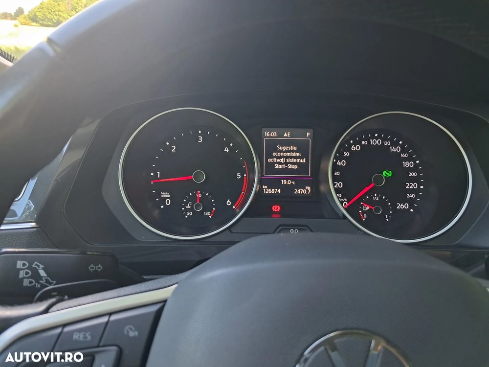 Volkswagen Tiguan 2.0 TDI SCR 4MOTION DSG Life - 8