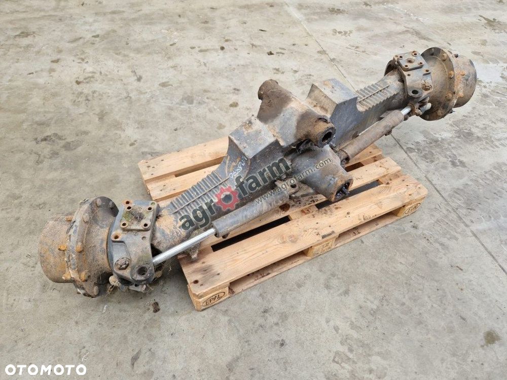 Przedni most New Holland, Ford 8770 - 3