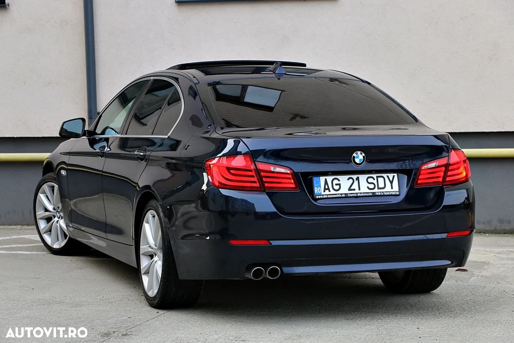 BMW Seria 5 525d Aut. Modern Line - 13