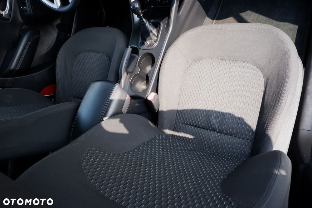 Hyundai ix35 1.7 CRDi 2WD Comfort - 8