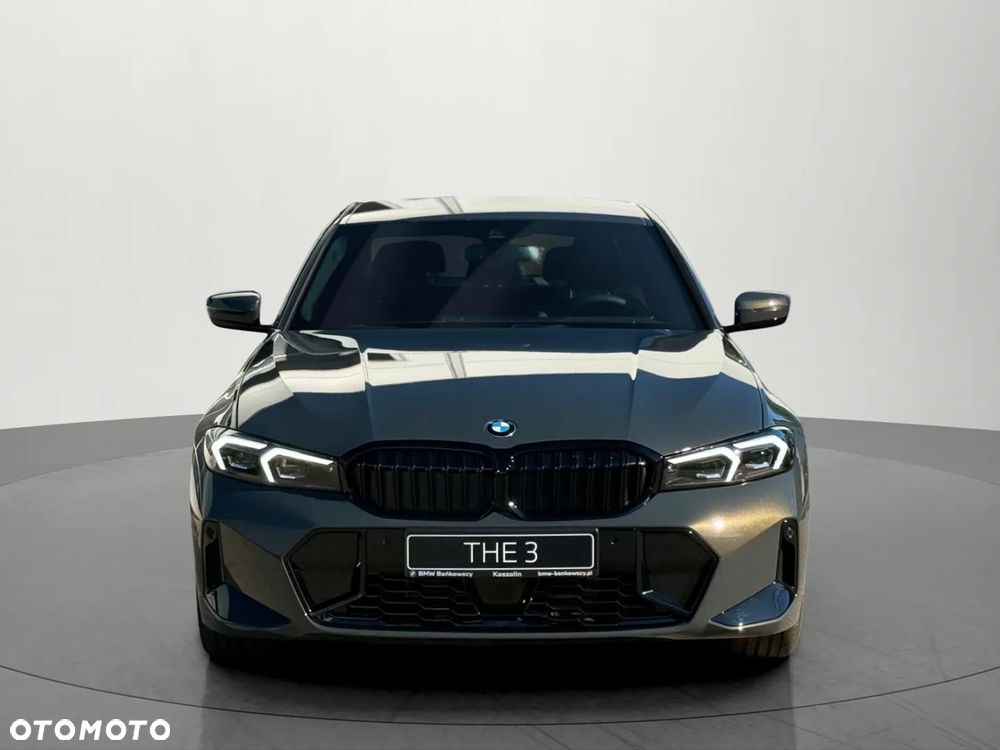 BMW Seria 3 330d xDrive mHEV sport - 3