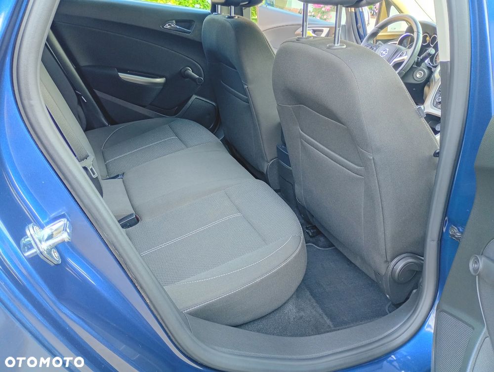 Opel Astra 1.4 Turbo Design Edition - 16